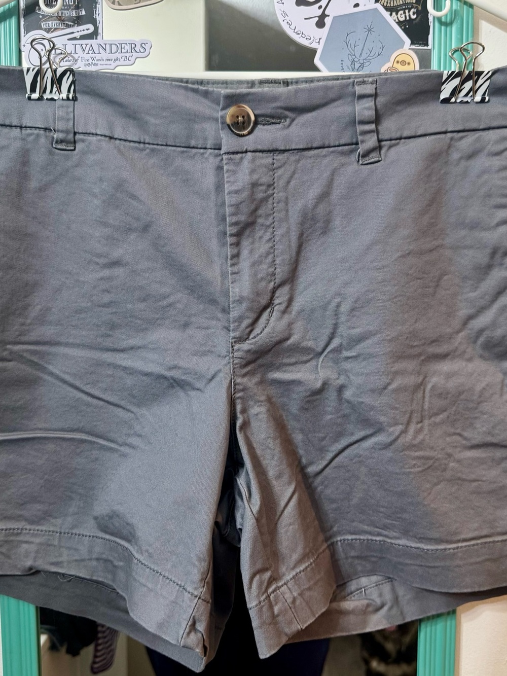 Old Navy Women’s Gray Flat-Front Shorts